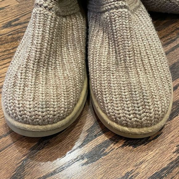 EUC UGG Cardy Sweater Sock Boots Sz. 7 Tan - Picture 3 of 9